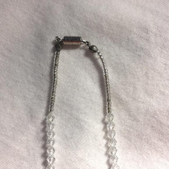 Beaded Crystal Flower Necklace - Picture 4 of 4